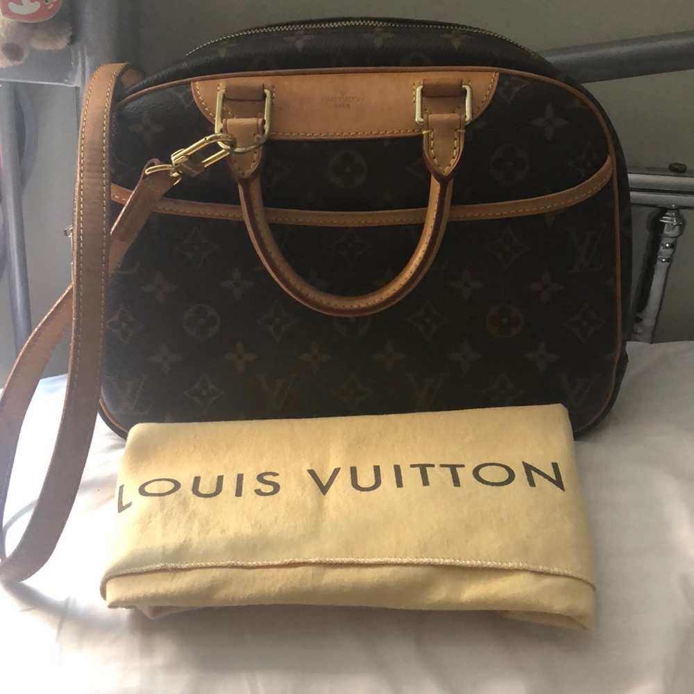 Louis Vuitton Deauville